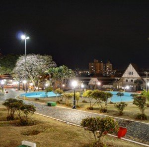 praca-rocha-pombo-revitalizada-chafariz-religado